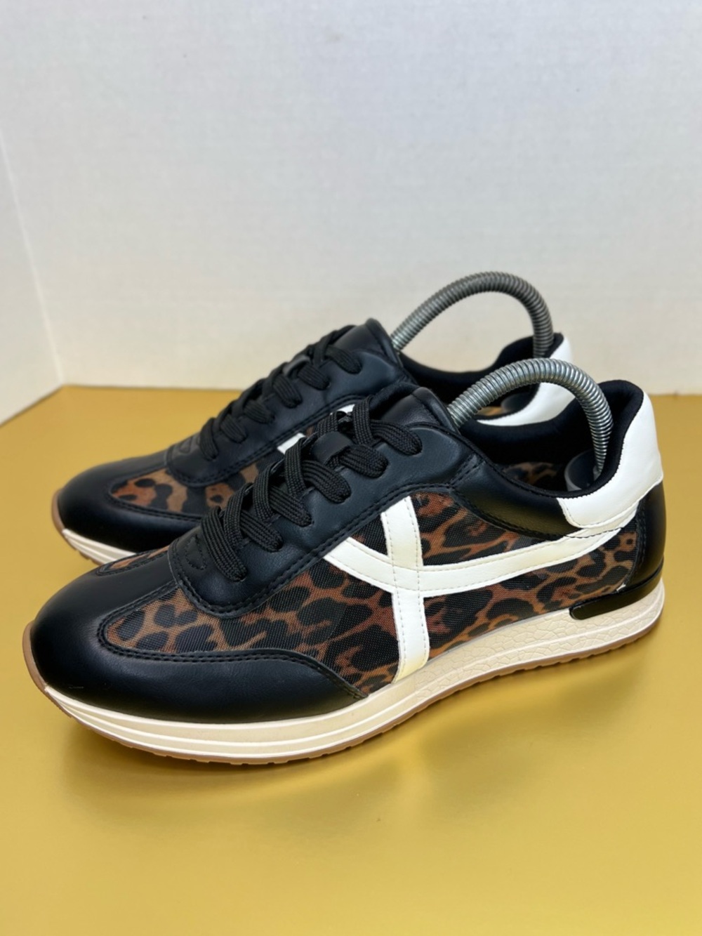 DV Dolce Vita Joque Black Leopard Mesh Low Top Sneakers Womens Sz 8.5 New no Box